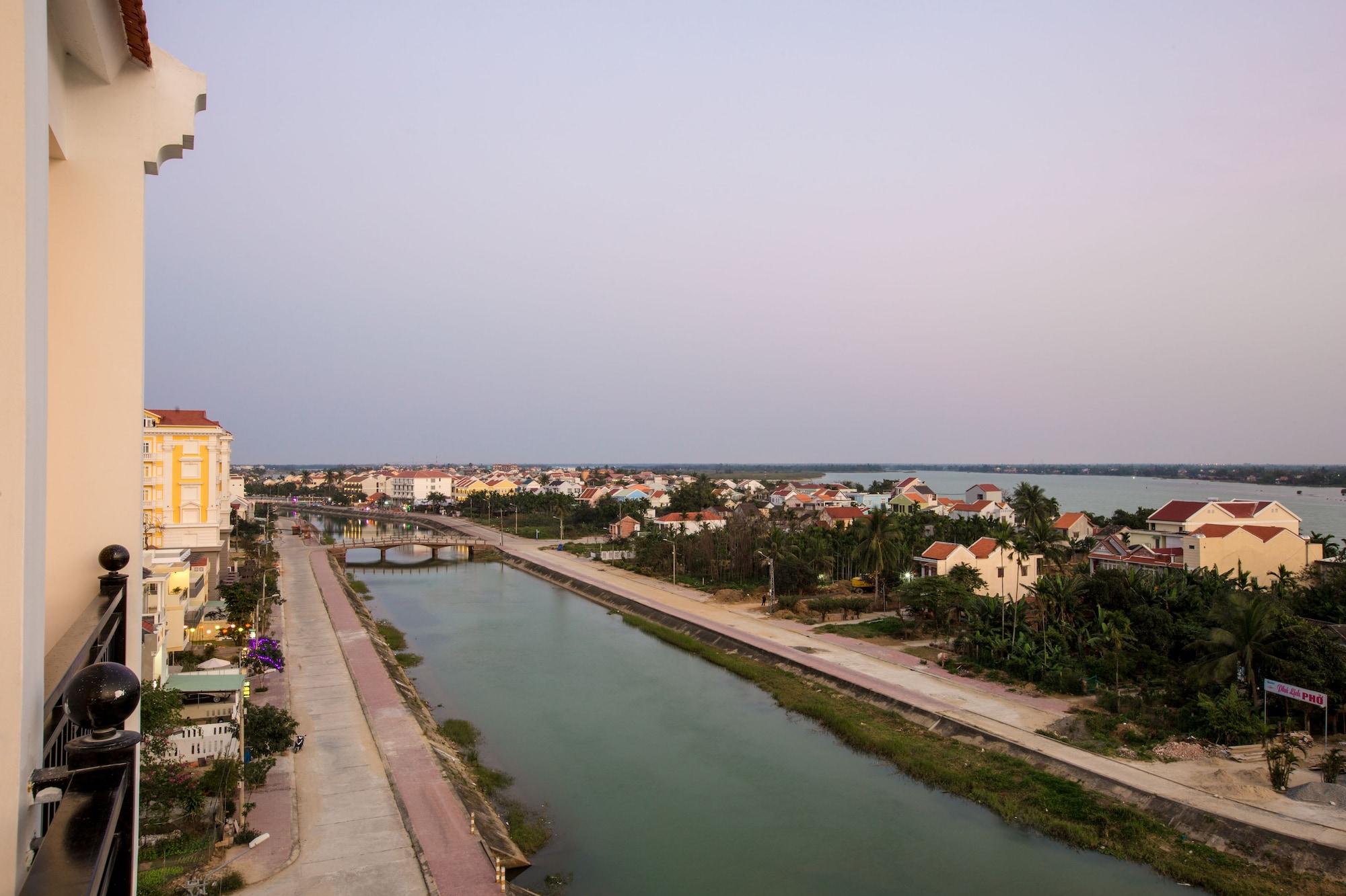 River Suites Hoi An Exteriör bild